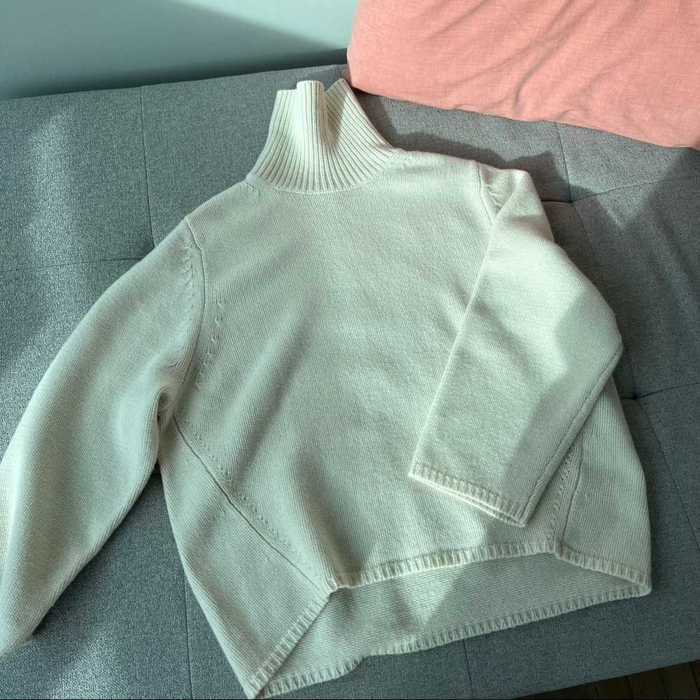 Toteme brand new white wool cashmere sweater - Picture 10 of 12